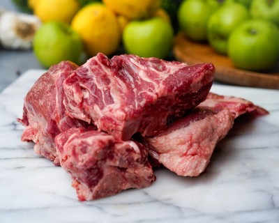Свинина на кости охлаждённая 1 кг - купить в Малешоре